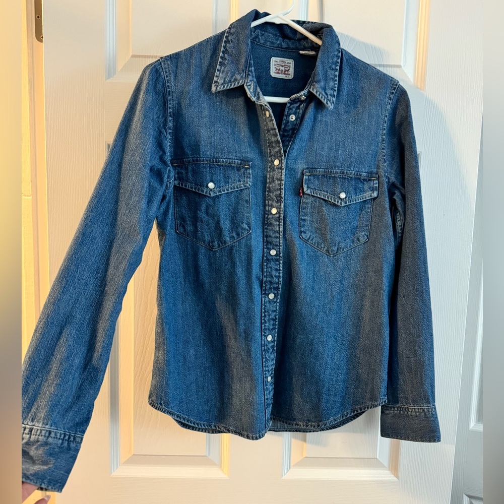 Levi’s Essential Western Denim Top Size Small